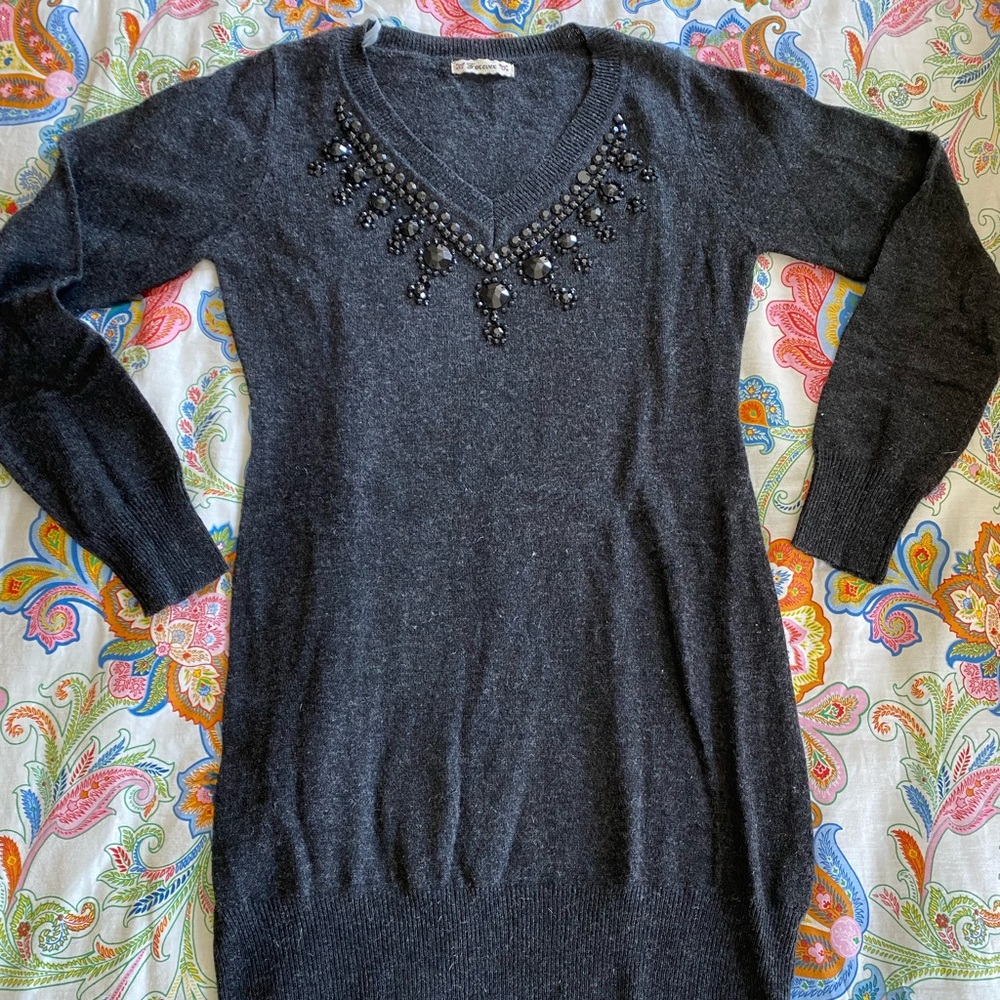 Long Gray Sweater Wool Blend with Bead Detail - Forever 21 Y2K early 2000s